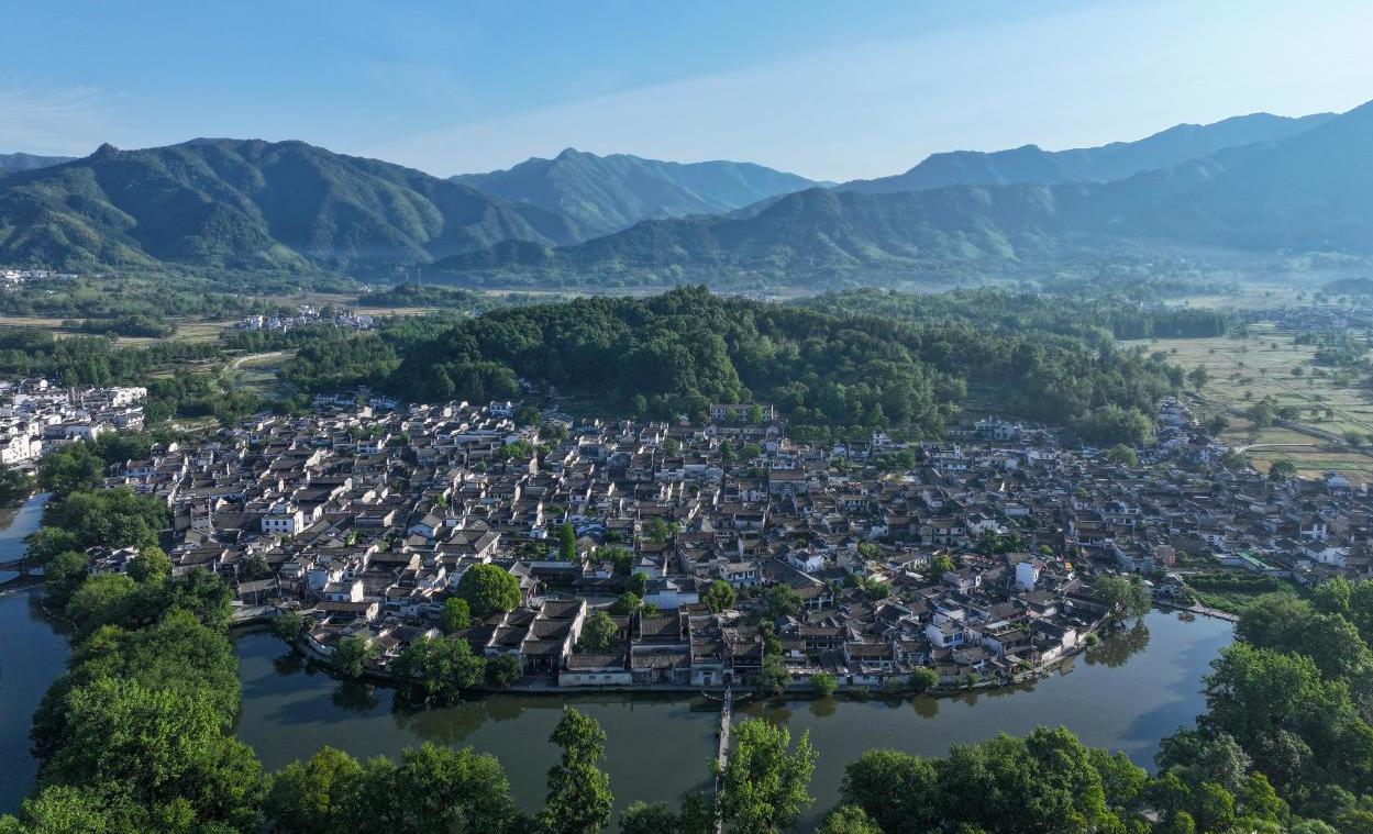 皖江烟雨,安徽古韵芳草画卷